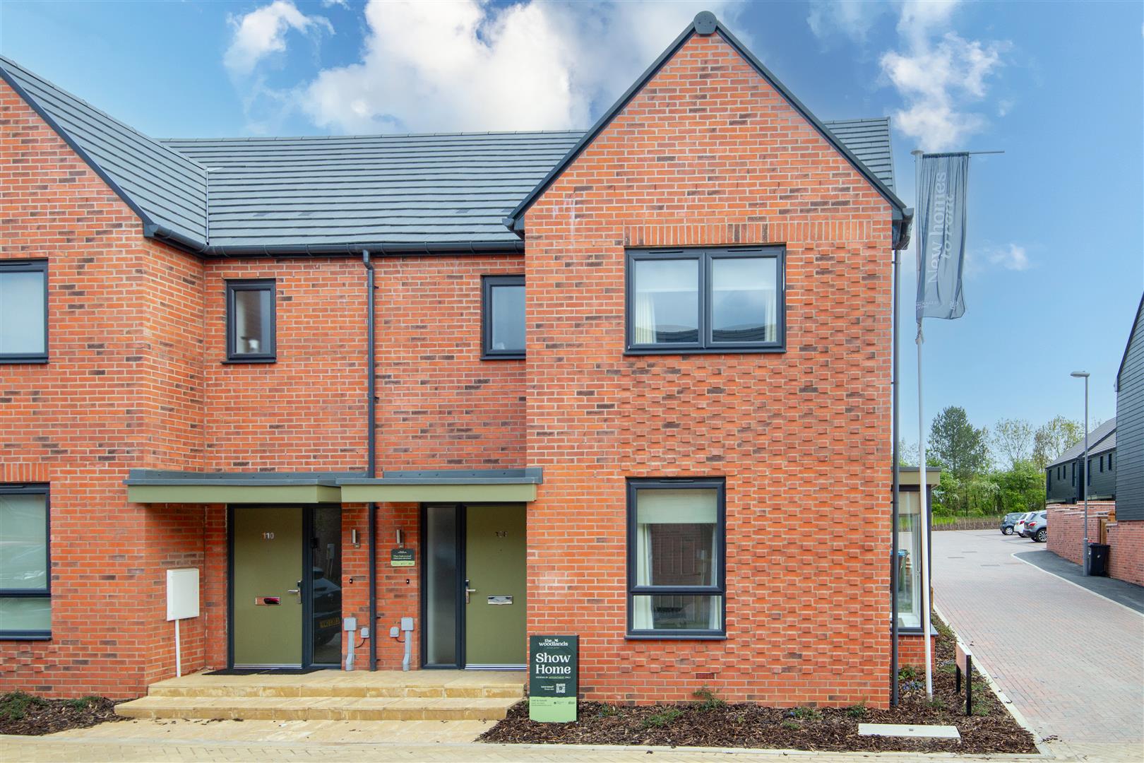 3 bed property in Eredine Crescent, Milton Keynes